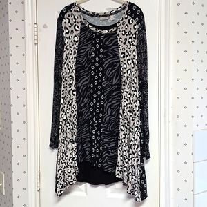 Women's Brand New LOGO/Laurie Goldstein Tunic. Size 1X Two Pieces. Top and Tank.